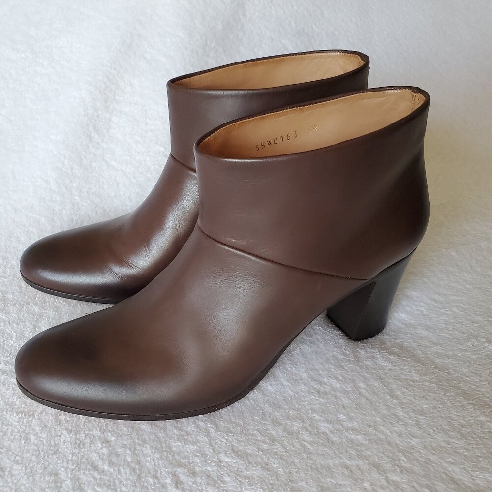 NEW Maison Margiela 22 Brown Leather Round Toe Ankle Boots, EU 38